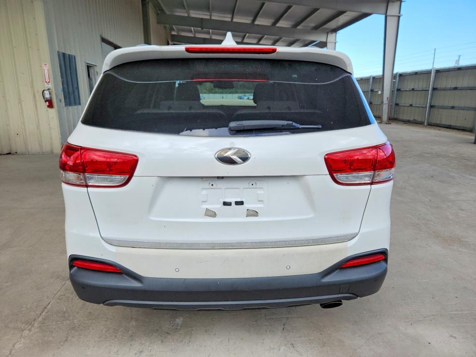 70449586 :رقم المزاد ، 5XYPG4A33GG060885 vin ، 2016 Kia Sorento مزاد بيع