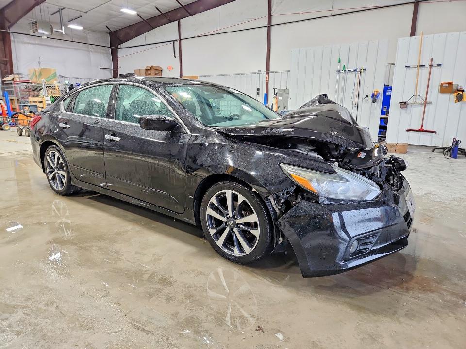 Продаж на аукціоні авто 2017 Nissan Altima, vin: 1N4AL3AP0HC138629, номер лоту: 68304076