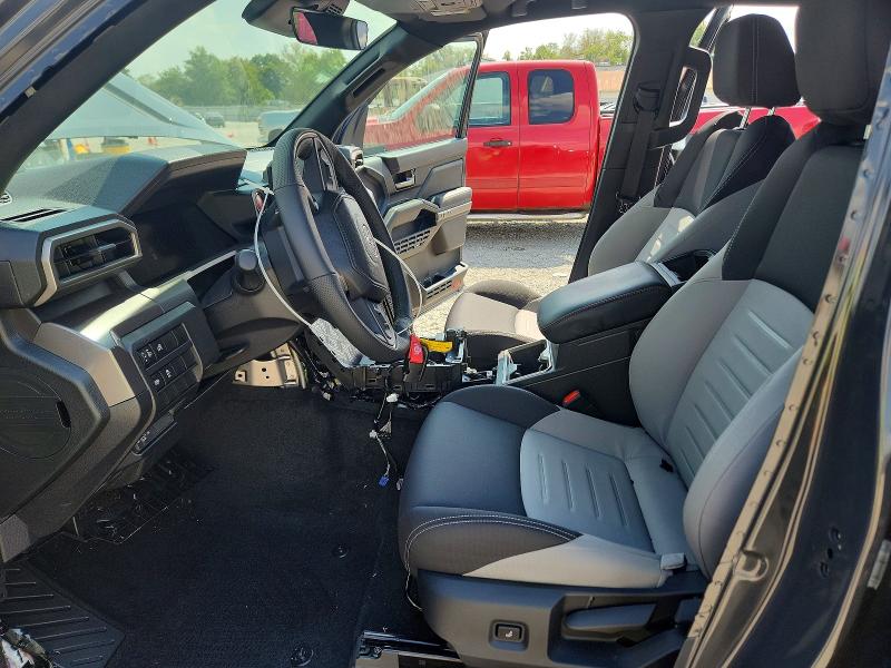 67773076 :رقم المزاد ، 3TMLB5JN7SM200145 vin ، 2025 Toyota Tacoma مزاد بيع