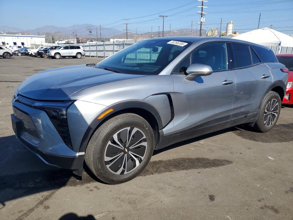 Продаж на аукціоні авто 2025 Chevrolet Blazer, vin: 3GNKDBRM3SS259972, номер лоту: 68266306