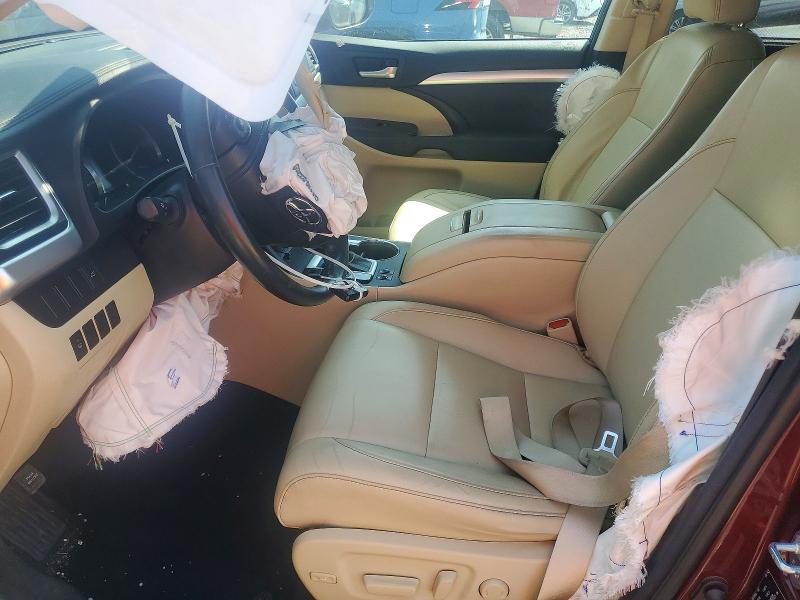 67393256 :رقم المزاد ، 5TDJKRFH5FS105574 vin ، 2015 Toyota Highlander مزاد بيع