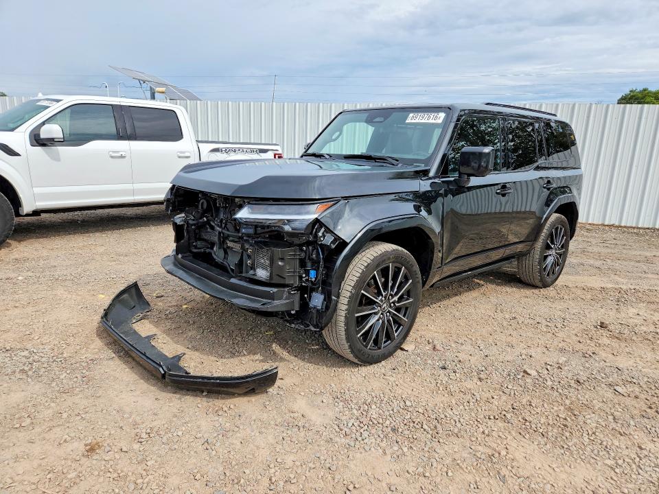 69197616 :رقم المزاد ، JTJVBCDX9S5058331         vin ، 2025 Lexus Gx 550 مزاد بيع