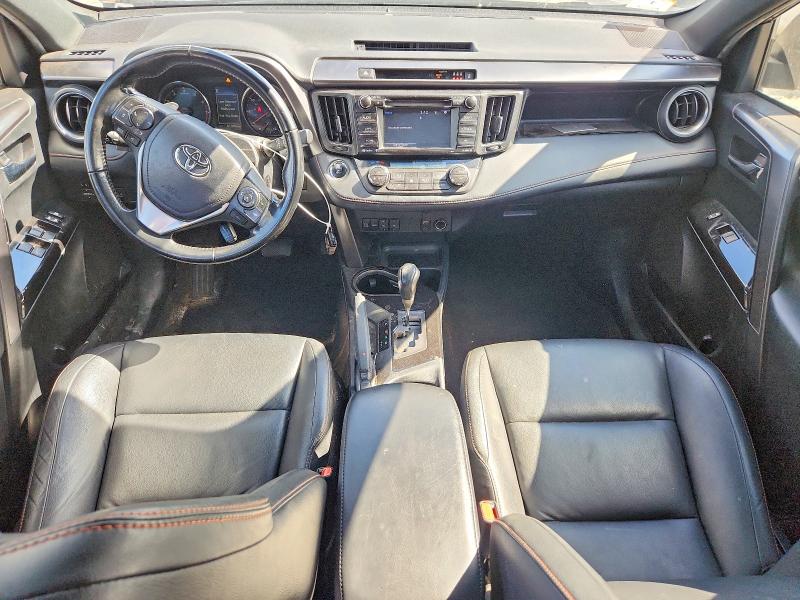 Продаж на аукціоні авто 2018 Toyota Rav4, vin: JTMJFREV7JJ743505, номер лоту: 69510856