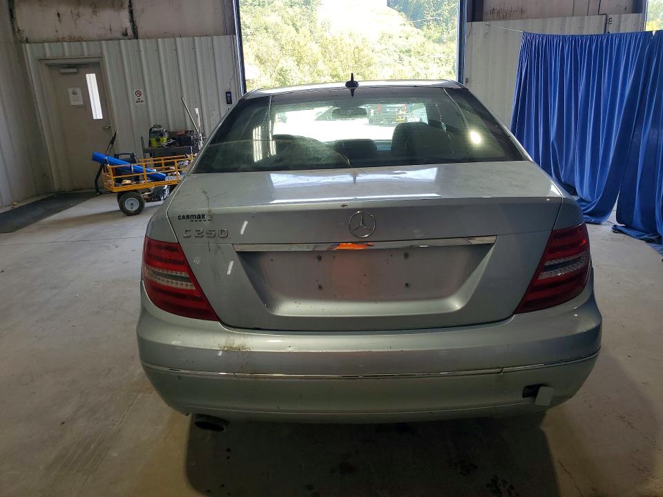 69951966 :رقم المزاد ، WDDGF4HB3DR272558 vin ، 2013 Mercedes-benz C مزاد بيع