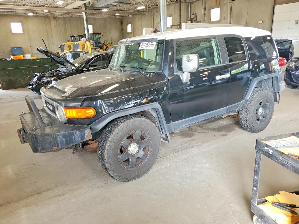 67736876 :رقم المزاد ، JTEBU11F080101634 vin ، 2008 Toyota Fj Cruiser مزاد بيع