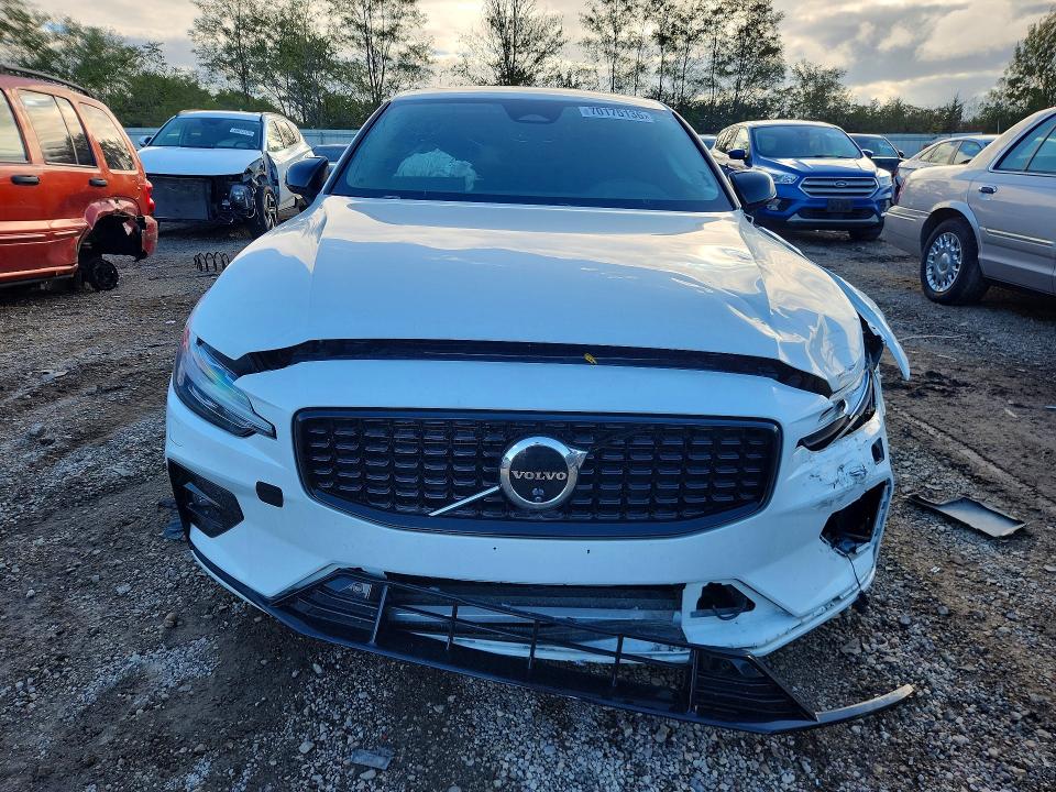 Продажа на аукционе авто 2024 Volvo S60, vin: 7JRL12TL4RG304997, номер лота: 70175136