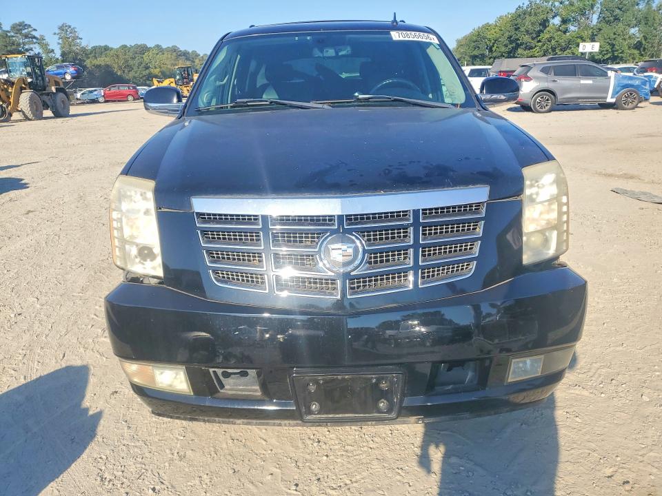 70856656 :رقم المزاد ، 1GYFK63827R357947 vin ، 2007 Cadillac Escalade مزاد بيع