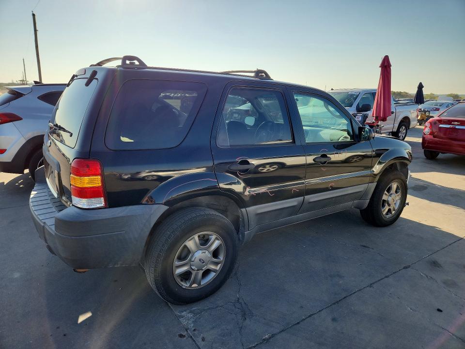 2005 Ford Escape მანქანა იყიდება აუქციონზე, vin: 1FMYU02Z15KD89208, აუქციონის ნომერი: 69395536