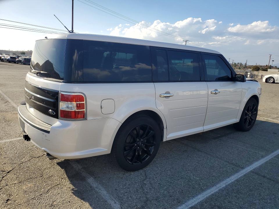 70871686 :رقم المزاد ، 2FMGK5C89GBA14197 vin ، 2016 Ford Flex مزاد بيع