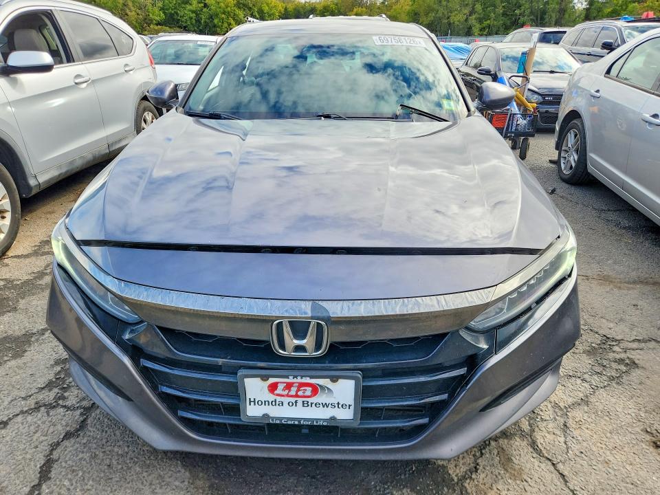 2019 Honda Accord მანქანა იყიდება აუქციონზე, vin: 1HGCV1F33KA137325, აუქციონის ნომერი: 69758126