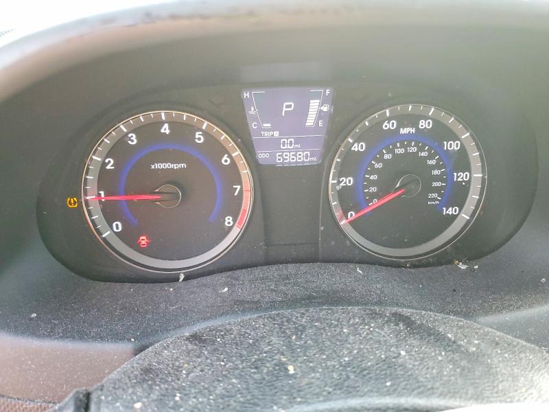 2014 Hyundai Accent მანქანა იყიდება აუქციონზე, vin: KMHCU5AE9EU171057, აუქციონის ნომერი: 68620436