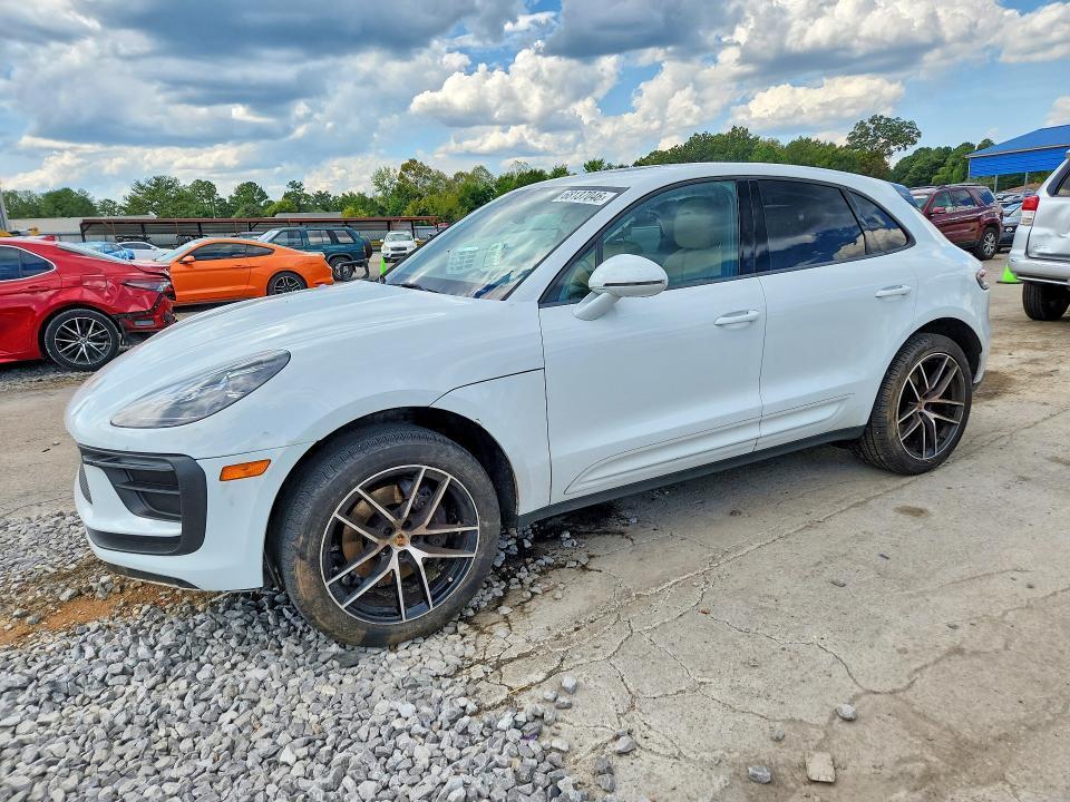 68137046 :رقم المزاد ، WP1AA2A58PLB04363 vin ، 2023 Porsche Macan مزاد بيع