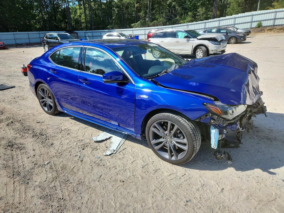 68370716 :رقم المزاد ، 19UUB3F60JA005933 vin ، 2018 Acura Tlx مزاد بيع