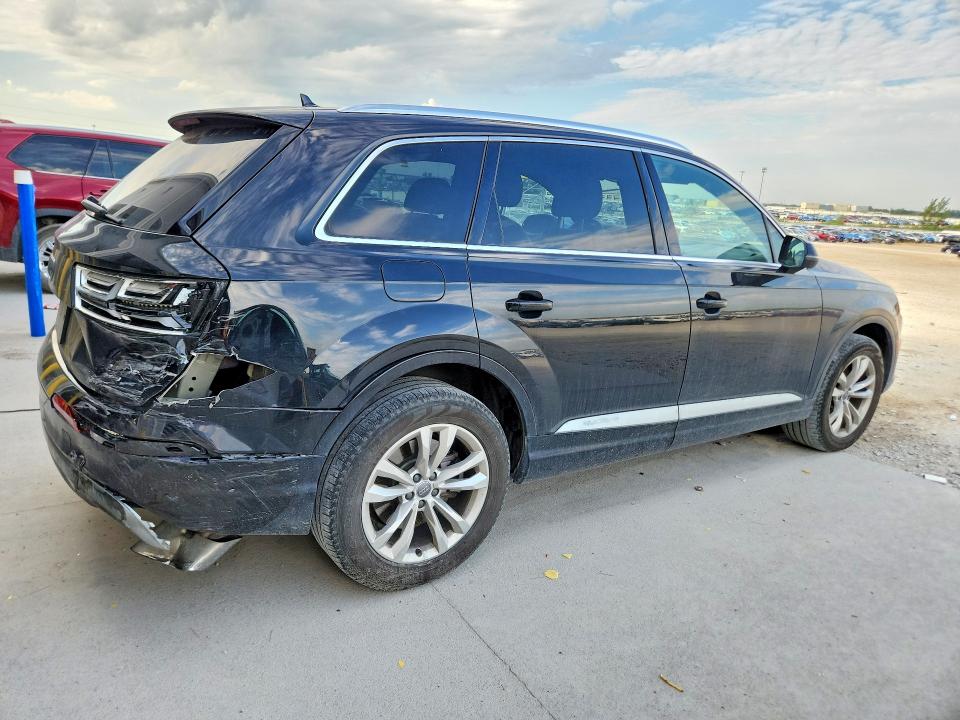 Продаж на аукціоні авто 2018 Audi Q7, vin: WA1AAAF74JD006321, номер лоту: 67989716