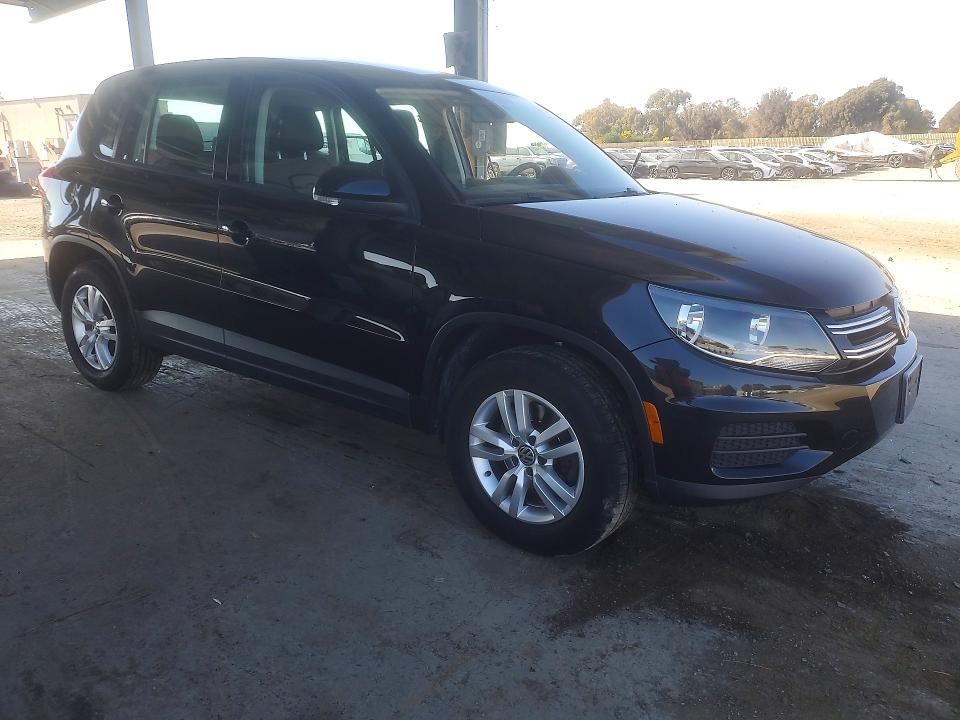 Продажа на аукционе авто 2012 Volkswagen Tiguan, vin: WVGAV7AX2CW505271, номер лота: 69979276