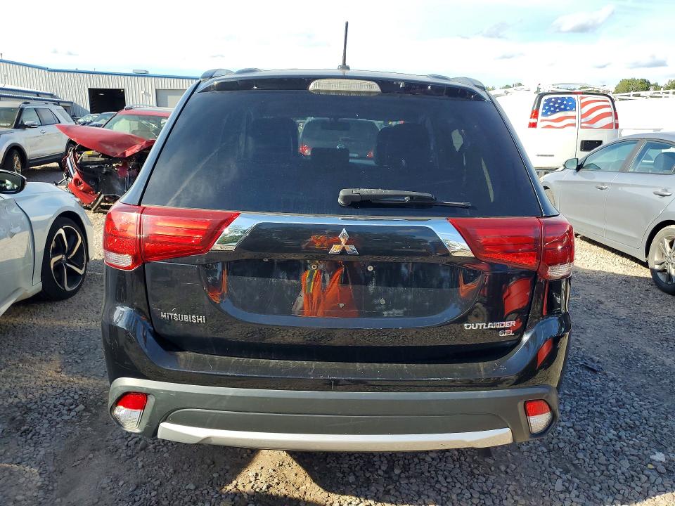Продаж на аукціоні авто 2016 Mitsubishi Outlander, vin: JA4AZ3A39GZ036239, номер лоту: 66852386