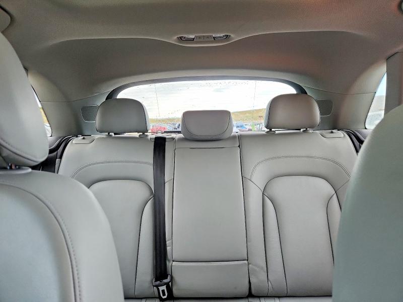 Продажа на аукционе авто 2015 Audi Q3, vin: WA1GFCFSXFR006345, номер лота: 67343356