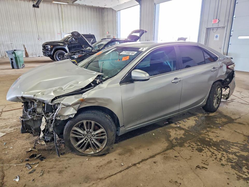 Продаж на аукціоні авто 2015 Toyota Camry, vin: 4T1BF1FK0FU111151, номер лоту: 71100216