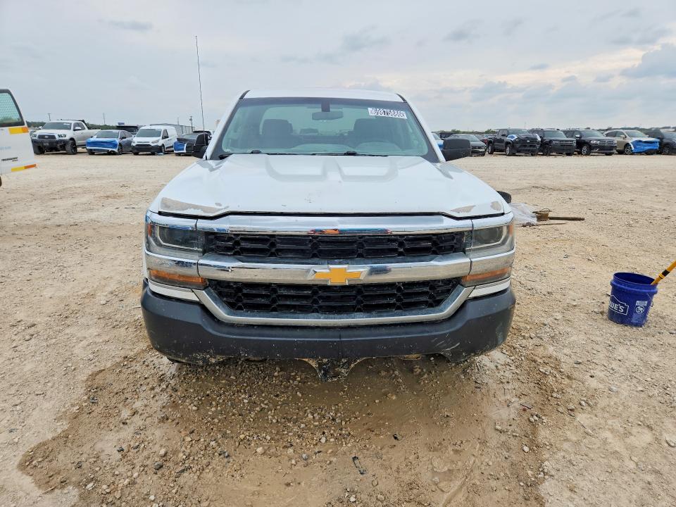 69875886 :رقم المزاد ، 1GCPCNECXJF243819 vin ، 2018 Chevrolet Silverado مزاد بيع
