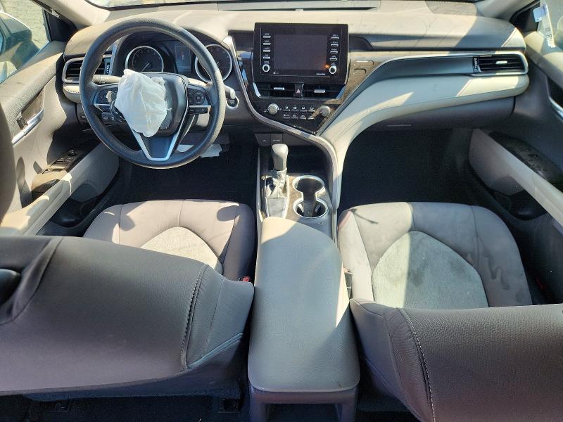 70528896 :رقم المزاد ، 4T1R11AK7MU435781 vin ، 2021 Toyota Camry مزاد بيع