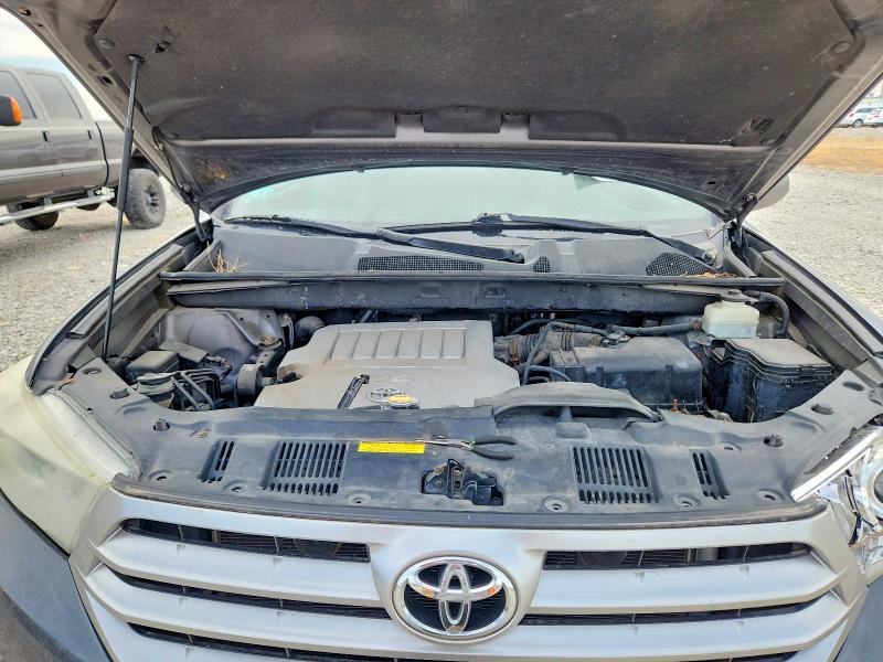 2011 Toyota Highlander მანქანა იყიდება აუქციონზე, vin: 5TDBK3EHXBS073248, აუქციონის ნომერი: 68732386