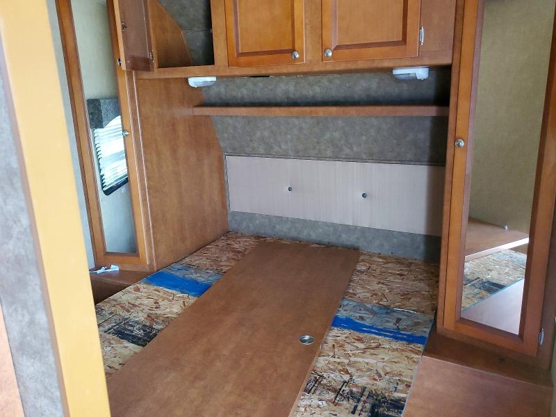 67665336 :رقم المزاد ، 5ZT2SHVB0CE000565 vin ، 2012 Foresriver Shasta Revere مزاد بيع