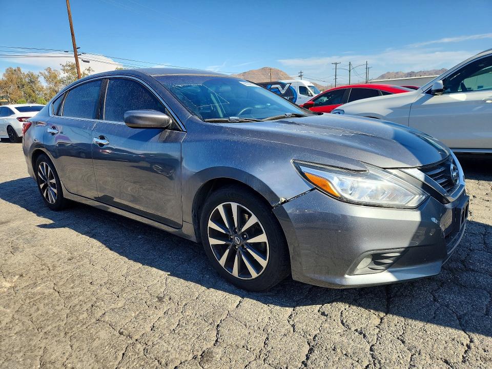 Aukcja sprzedaży 2017 Nissan Altima, vin: 1N4AL3AP2HC268105, numer aukcji: 68009106