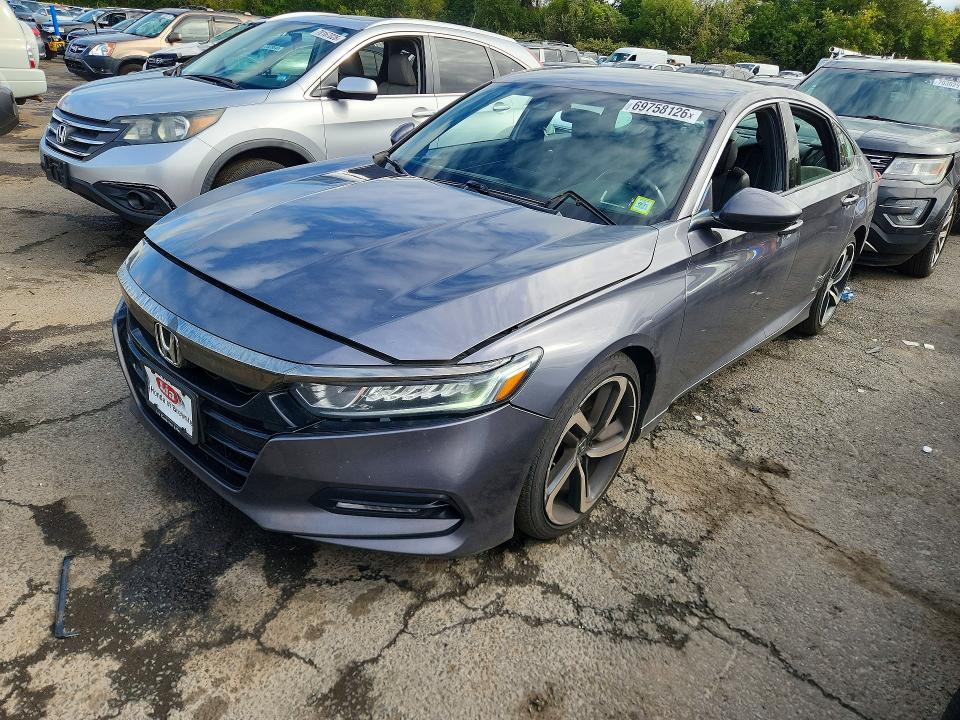 2019 Honda Accord მანქანა იყიდება აუქციონზე, vin: 1HGCV1F33KA137325, აუქციონის ნომერი: 69758126