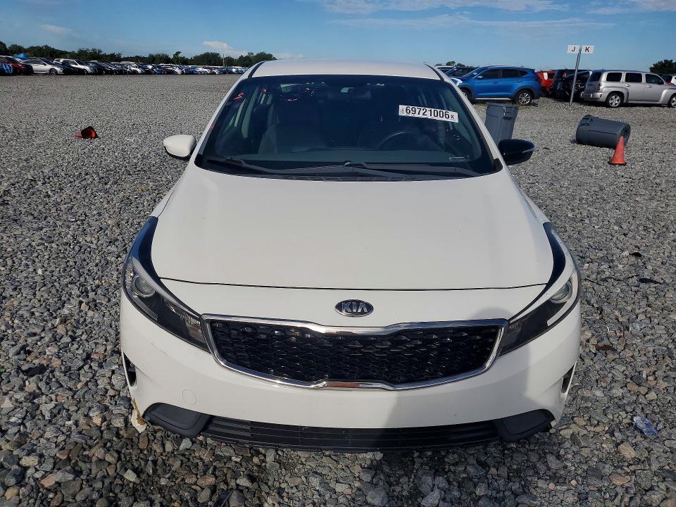 2017 Kia Forte მანქანა იყიდება აუქციონზე, vin: 3KPFK4A78HE107114, აუქციონის ნომერი: 69721006