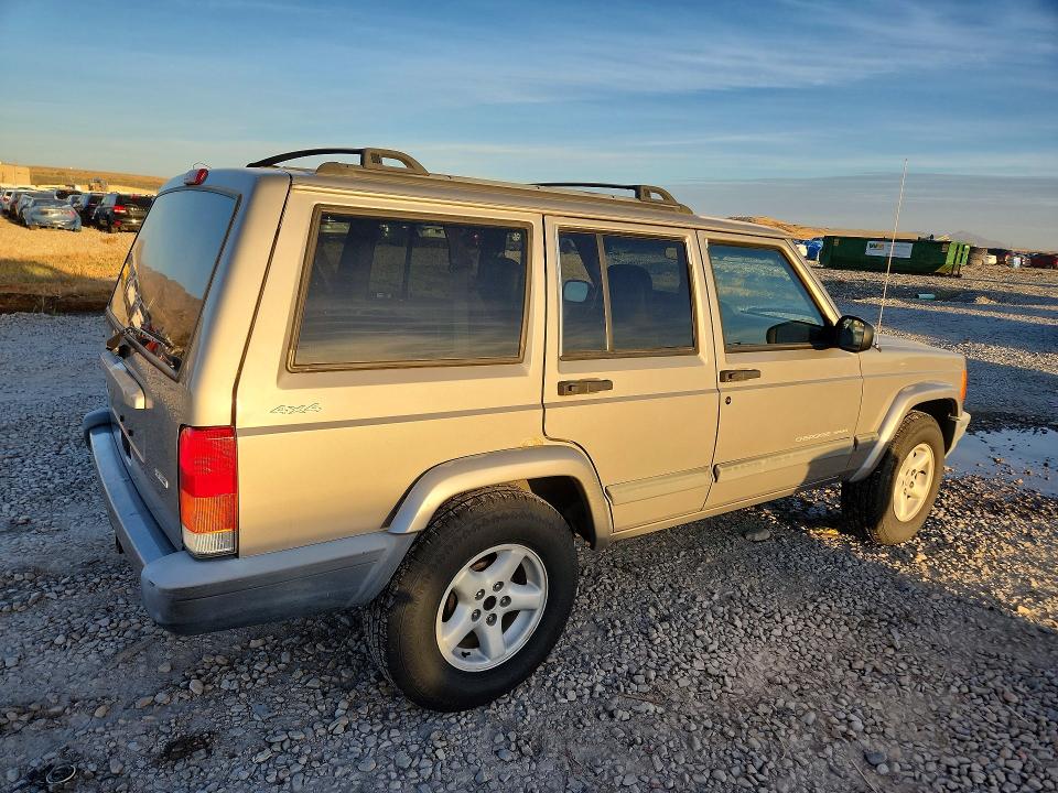 2001 Jeep Cherokee მანქანა იყიდება აუქციონზე, vin: 1J4FF48S21L564412, აუქციონის ნომერი: 67047836