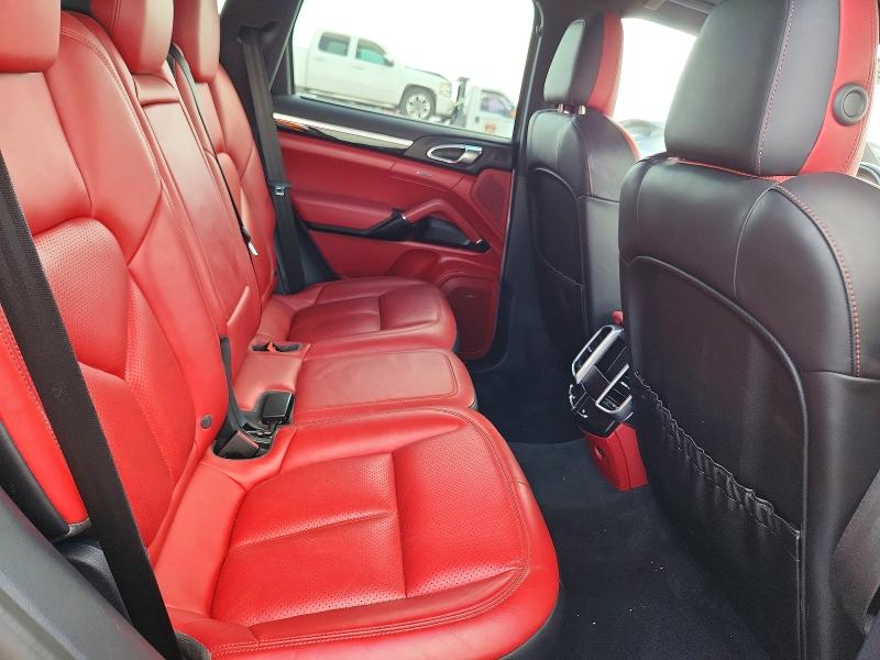 Продаж на аукціоні авто 2017 Porsche Cayenne, vin: WP1AE2A28HLA73997, номер лоту: 71015246