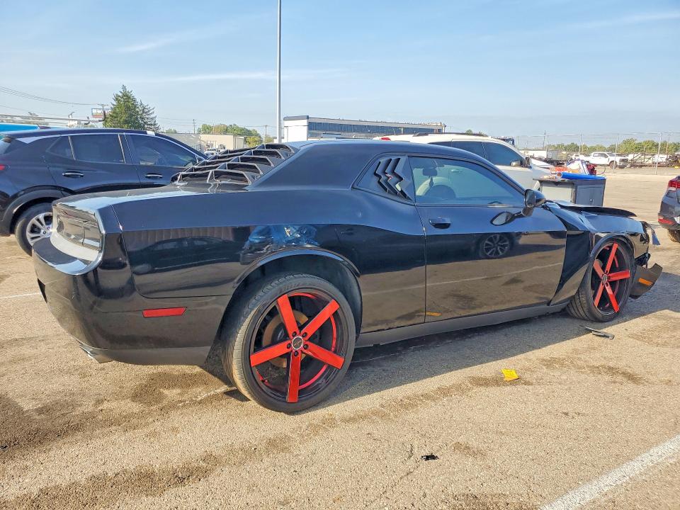 67804806 :رقم المزاد ، 2C3CDYAG1DH607641 vin ، 2013 Dodge Challenger مزاد بيع