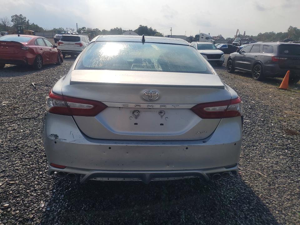 2018 Toyota Camry მანქანა იყიდება აუქციონზე, vin: 4T1BZ1HKXJU010583, აუქციონის ნომერი: 67249786