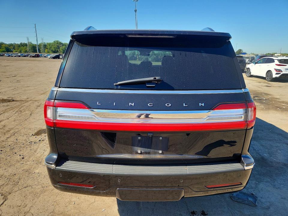 Продажа на аукционе авто 2019 Lincoln Navigator, vin: 5LMJJ3JT9KEL06933, номер лота: 69985116