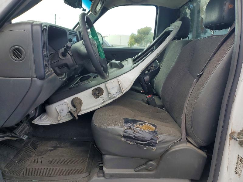 Продаж на аукціоні авто 2004 Chevrolet Silverado, vin: 1GCEC14VX4Z319898, номер лоту: 69345136