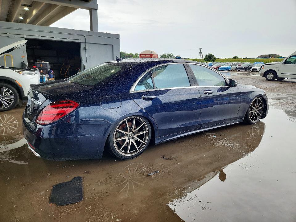 70451396 :رقم المزاد ، WDDUG6GB0JA350849 vin ، 2018 Mercedes-benz S مزاد بيع