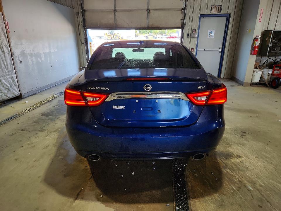 67437696 :رقم المزاد ، 1N4AA6APXJC369938 vin ، 2018 Nissan Maxima مزاد بيع