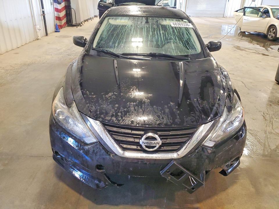 68369336 :رقم المزاد ، 1N4AL3AP0HN349849 vin ، 2017 Nissan Altima مزاد بيع