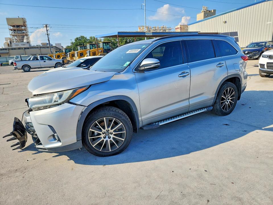 Aukcja sprzedaży 2017 Toyota Highlander, vin: 5TDKZRFH5HS190306, numer aukcji: 69909686