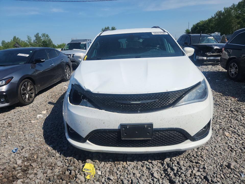 66824596 :رقم المزاد ، 2C4RC1EG0KR742014 vin ، 2019 Chrysler Pacifica مزاد بيع