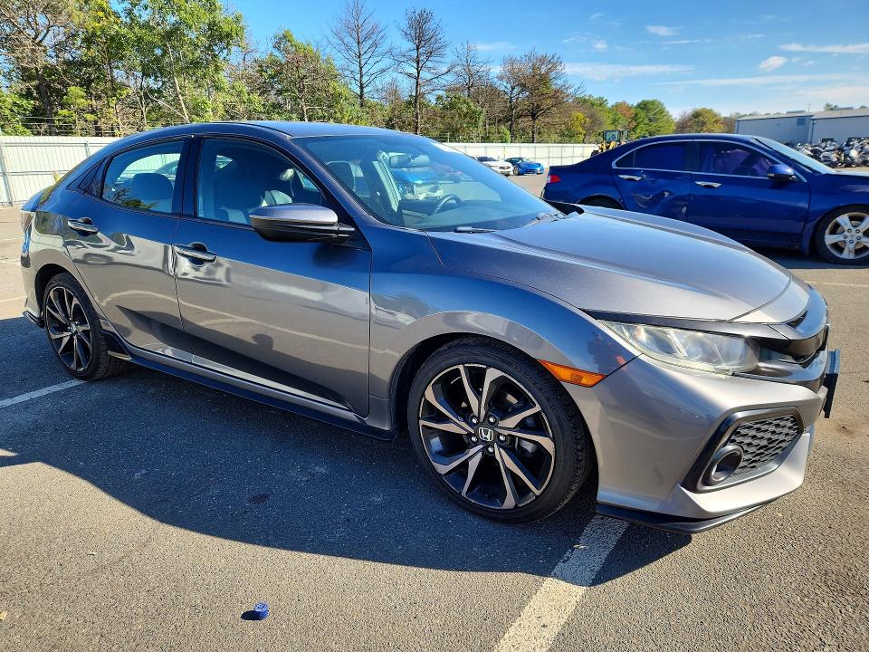 Продажа на аукционе авто 2018 Honda Civic, vin: SHHFK7H49JU415310, номер лота: 70103076