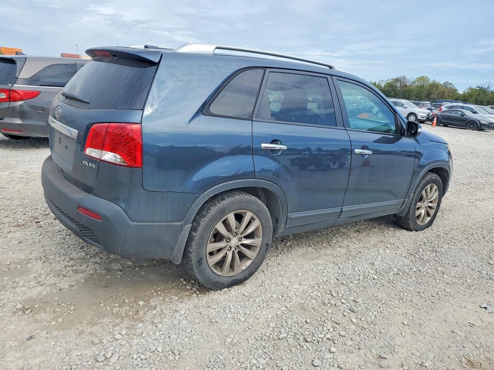 Продажа на аукционе авто 2011 Kia Sorento, vin: 5XYKU4A25BG047400, номер лота: 71215966