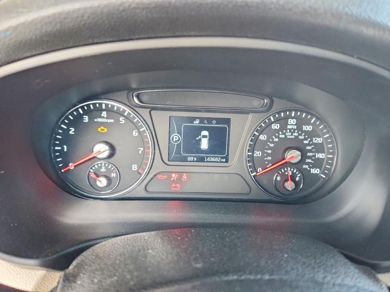 70449586 :رقم المزاد ، 5XYPG4A33GG060885 vin ، 2016 Kia Sorento مزاد بيع