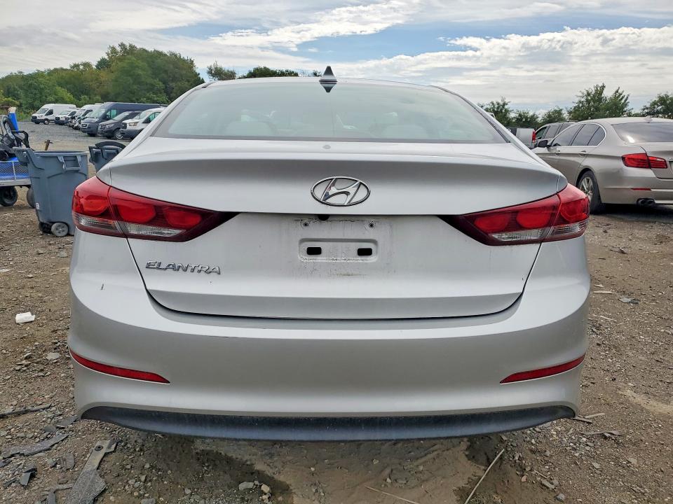 Продажа на аукционе авто 2018 Hyundai Elantra, vin: 5NPD84LF7JH372103, номер лота: 68518366