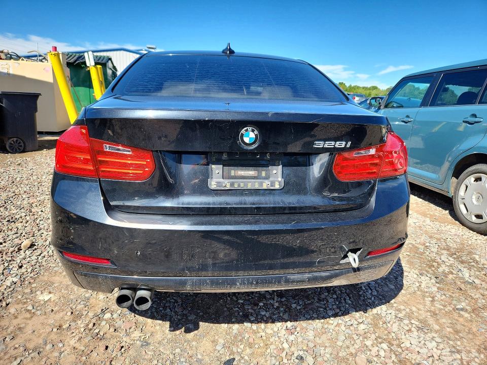68204986 :رقم المزاد ، WBA3A5C53CF341194 vin ، 2012 Bmw 328 مزاد بيع