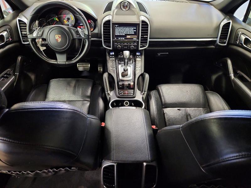 70686746 :رقم المزاد ، WP1AB2A23CLA44859 vin ، 2012 Porsche Cayenne مزاد بيع