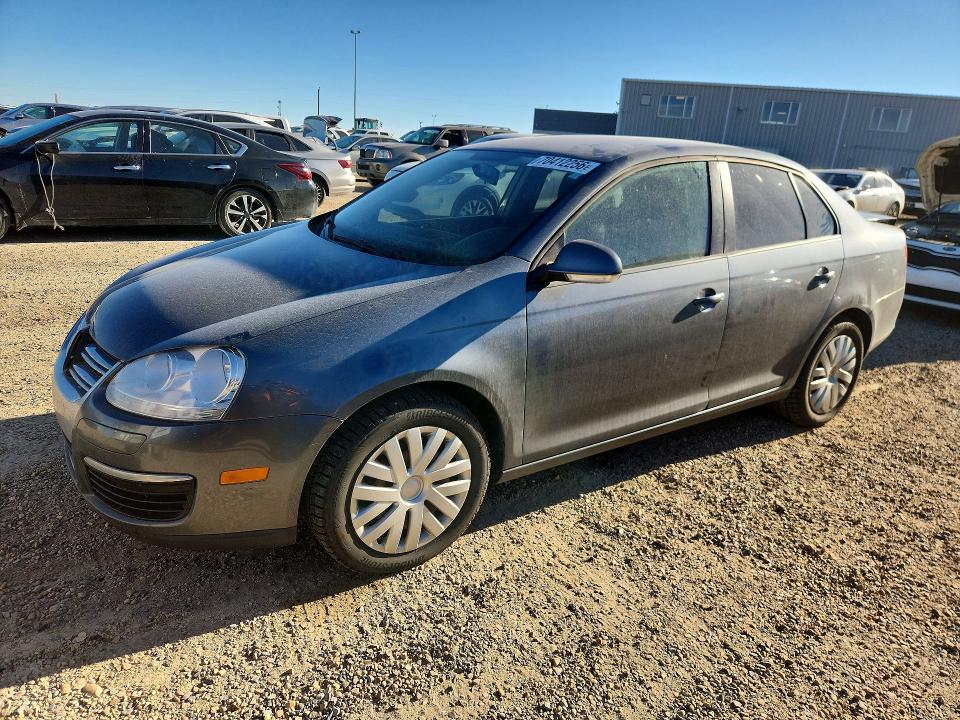 70412256 :رقم المزاد ، 3VWJX7AJ4AM100338 vin ، 2010 Volkswagen Jetta مزاد بيع