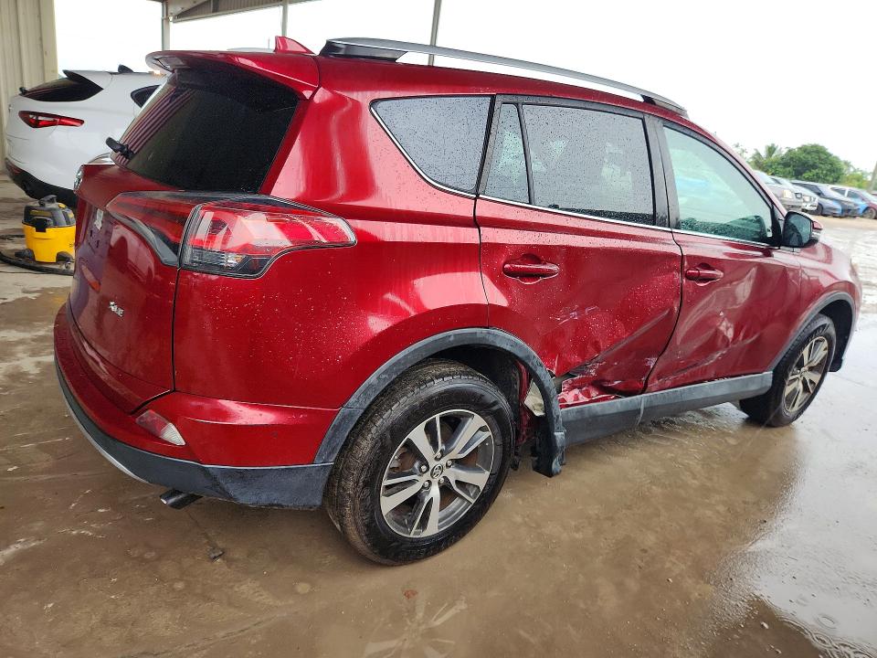 70523916 :رقم المزاد ، 2T3WFREV9JW424730 vin ، 2018 Toyota Rav4 مزاد بيع