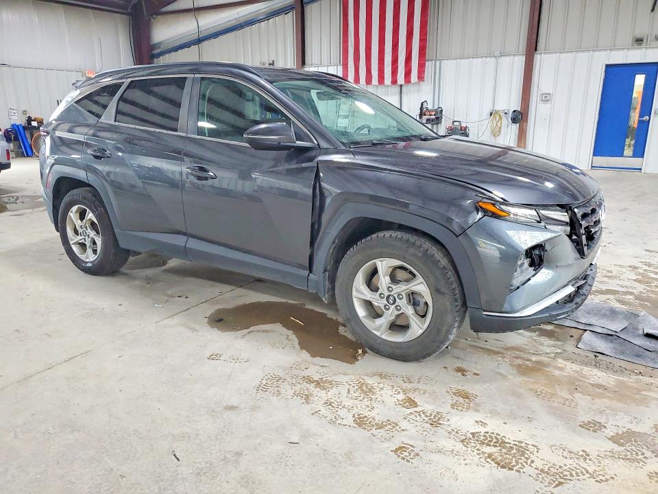 67607746 :رقم المزاد ، 5NMJBCAE9NH035086 vin ، 2022 Hyundai Tucson مزاد بيع