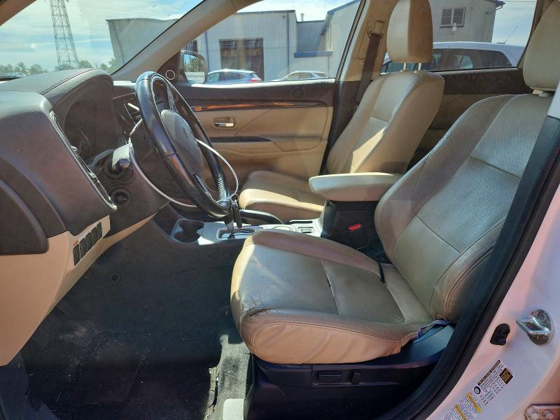 68645846 :رقم المزاد ، JA4AZ3A36GZ008317 vin ، 2016 Mitsubishi Outlander مزاد بيع